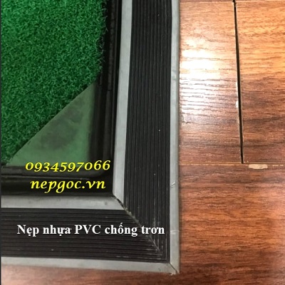 Nep-nhua_PVC-chong-tron-cau-thang (4).jpg