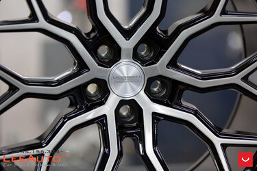 Vossen-HF-2-Wheel-Tinted-Gloss-Black-Hybrid-Forged-Series-©-Vossen-Wheels-2018-1002-1047x698.jpg