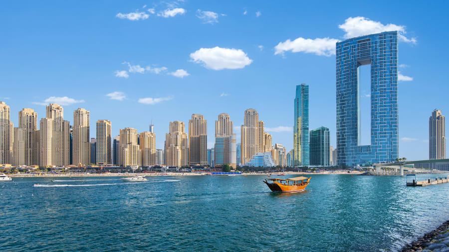 Jumeirah Gate là một công trình mới và nổi bật được xây thêm trên bờ biển Dubai. Ảnh: Address Hotel + Resorts