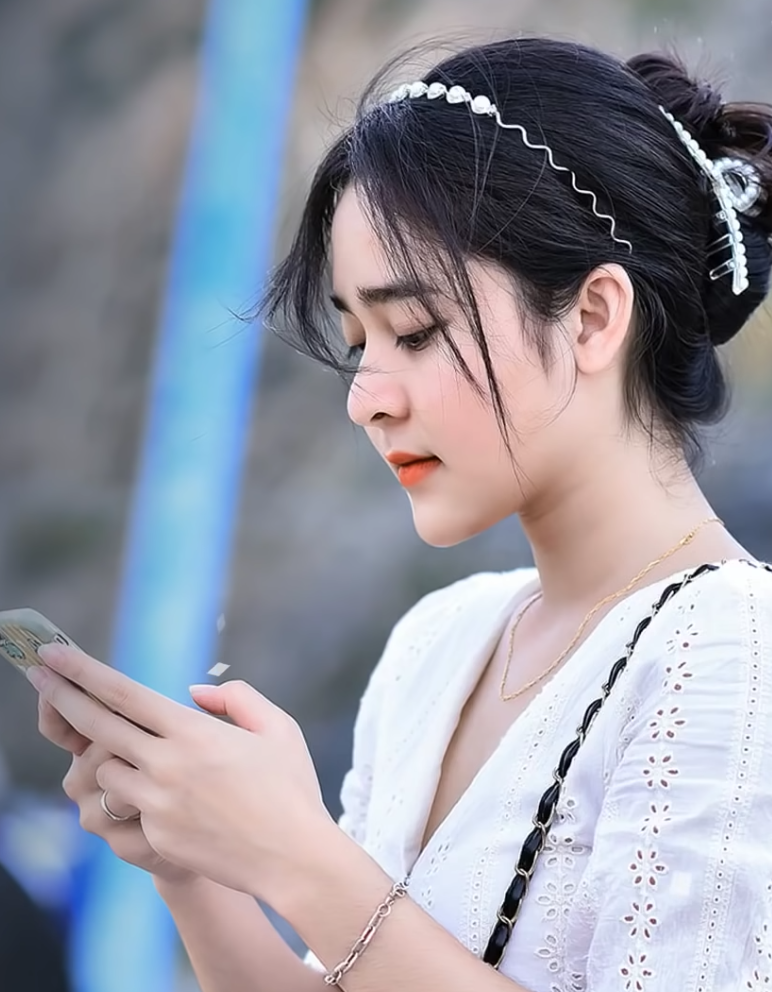 Ảnh chụp Màn hình 2021-12-04 lúc 1.37.13 CH.png Ảnh chụp Màn hình 2021-12-04 lúc 1.37.13 CH.png