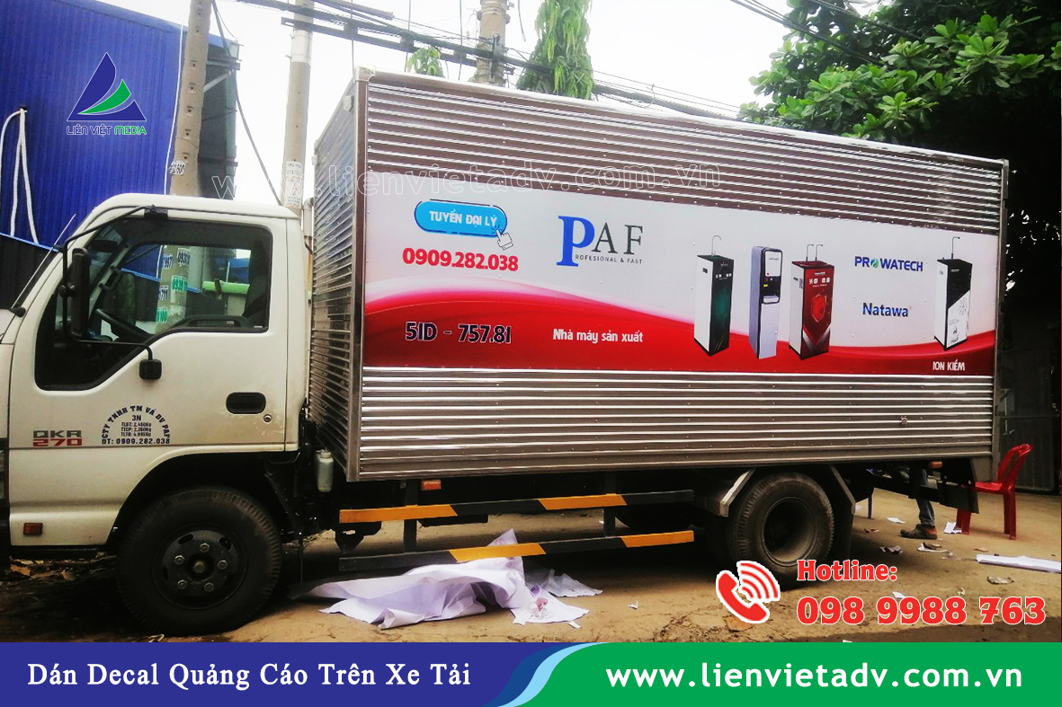 Dan Decal Quang Cao Xe Tai Cty PAF 2.jpg