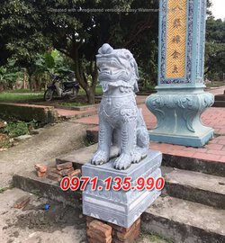 Nghê đá đẹp lăng mộ +017 nghê cửa nhà thờ họ.jpg
