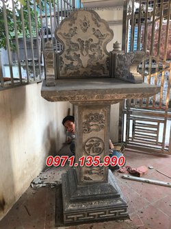 3+ Mẫu cây hương đá khối thờ ngoài trời đẹp.jpg