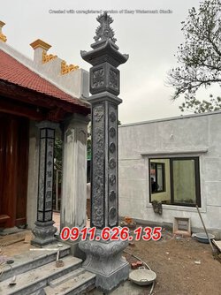 55+ Cột đèn đá cao cấp đẹp - Cột đá khối nhà thờ.jpg