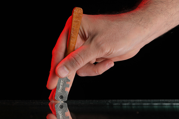 Dung- cu-cat -kinh- DTH House.jpg