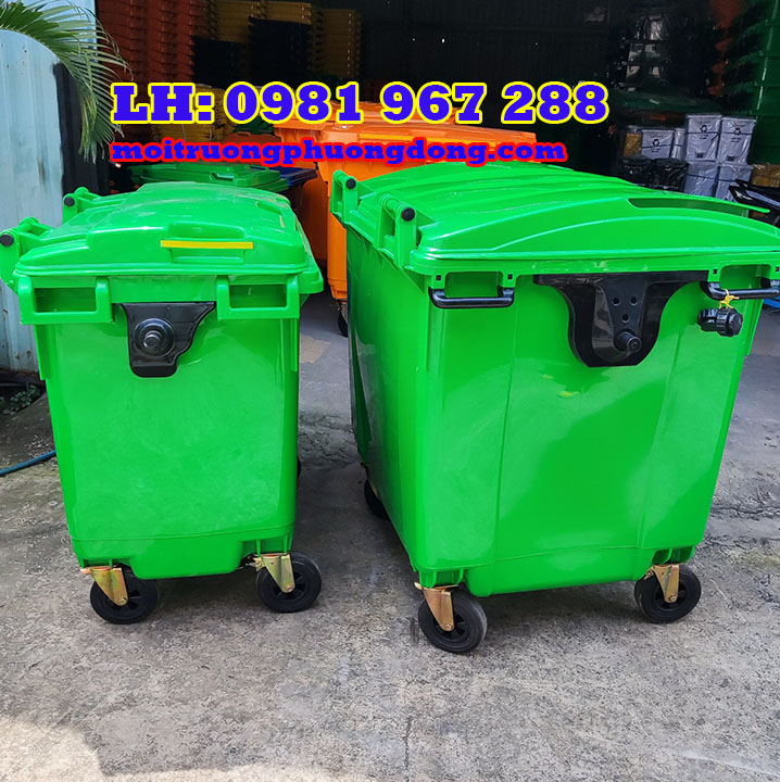 Xe-rac-nhua-660l-mau-xanh.jpg Xe-rac-nhua-660l-mau-xanh.jpg