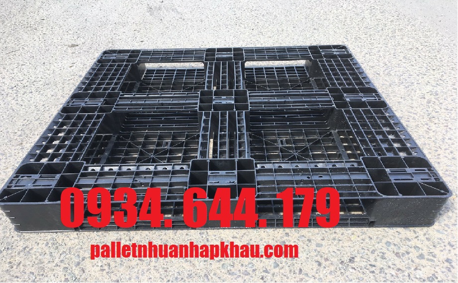 pallet nhựa kê kho lạnh giá rẻ.jpg