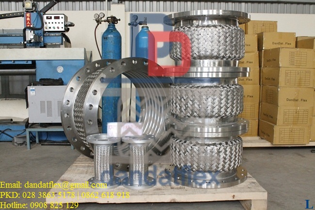 ong-chong-rung-2210.jpg ong-chong-rung-2210.jpg