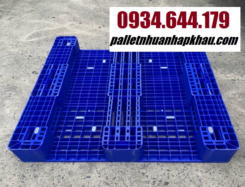 pallet nhựa cũ giá rẻ.jpg pallet nhựa cũ giá rẻ.jpg