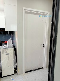 Cửa nhựa composite màu trắng  (2).jpg