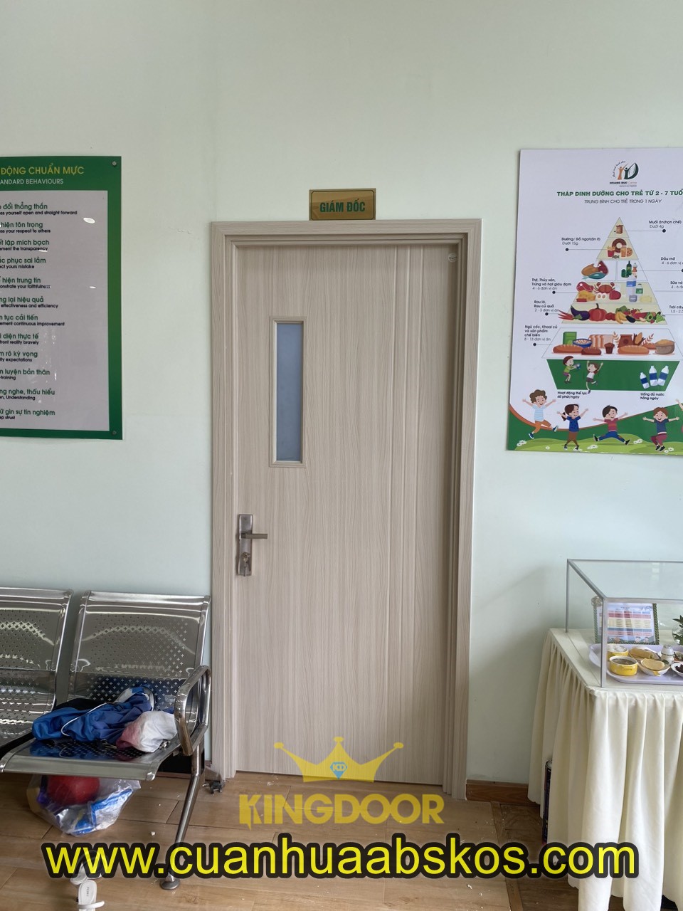 giá cửa nhựa giả gỗ quy nhơn (5).jpg giá cửa nhựa giả gỗ quy nhơn (5).jpg