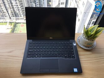 Dell Latitude 7400 i5 (1).jpg