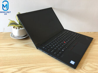 ThinkPad X1 Carbon Gen 7 i7 2K (2).jpg