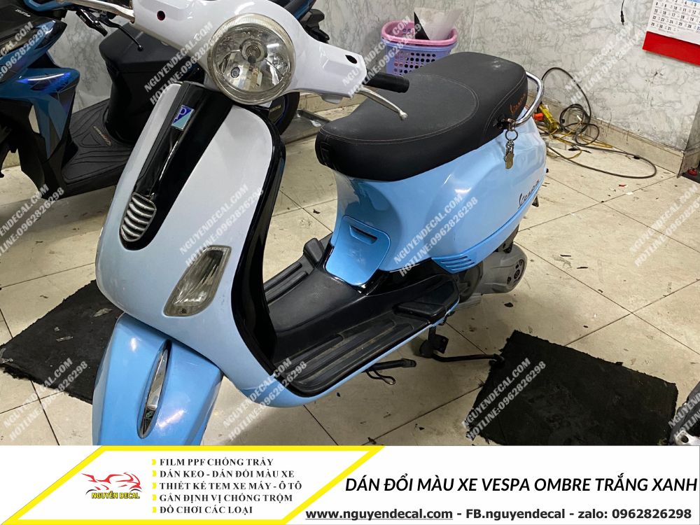 dan-doi-mau-xe-vespa-ombre-trang-xanh-1.jpg