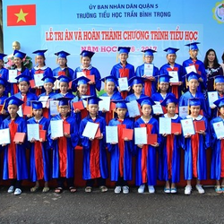 BAN VÀ CHO THUE AO CU NHAN MAM NON 2024 (3).png