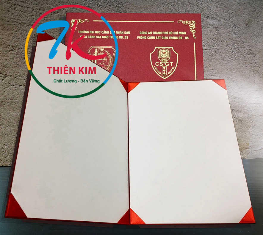 Mặt trong bìa kẹp chứng chỉ.jpg