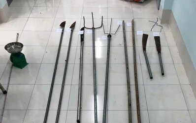 hen-danh-nhau-434-1669.jpg.jpg
