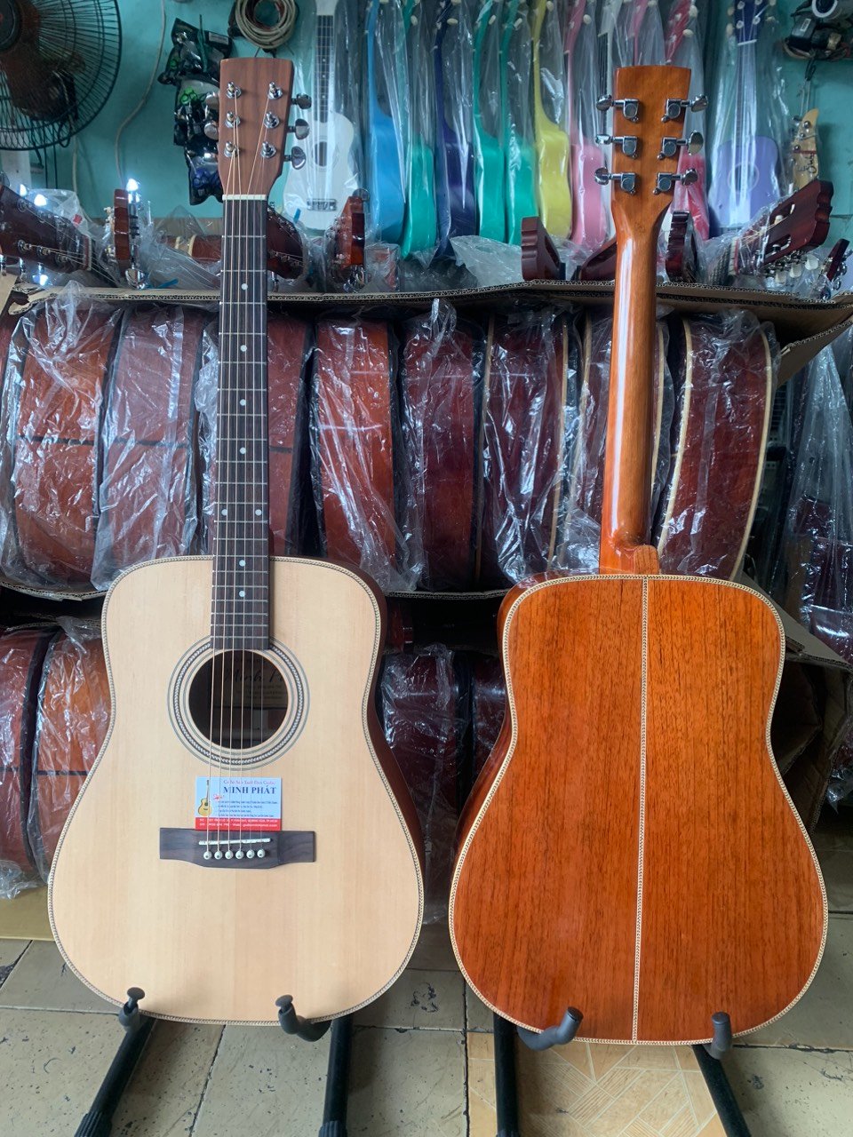 dan-guitar-acoustic-go-hong-dao-cao-cap-dang-D-full-MP-A6 (4).jpg dan-guitar-acoustic-go-hong-dao-cao-cap-dang-D-full-MP-A6 (4).jpg