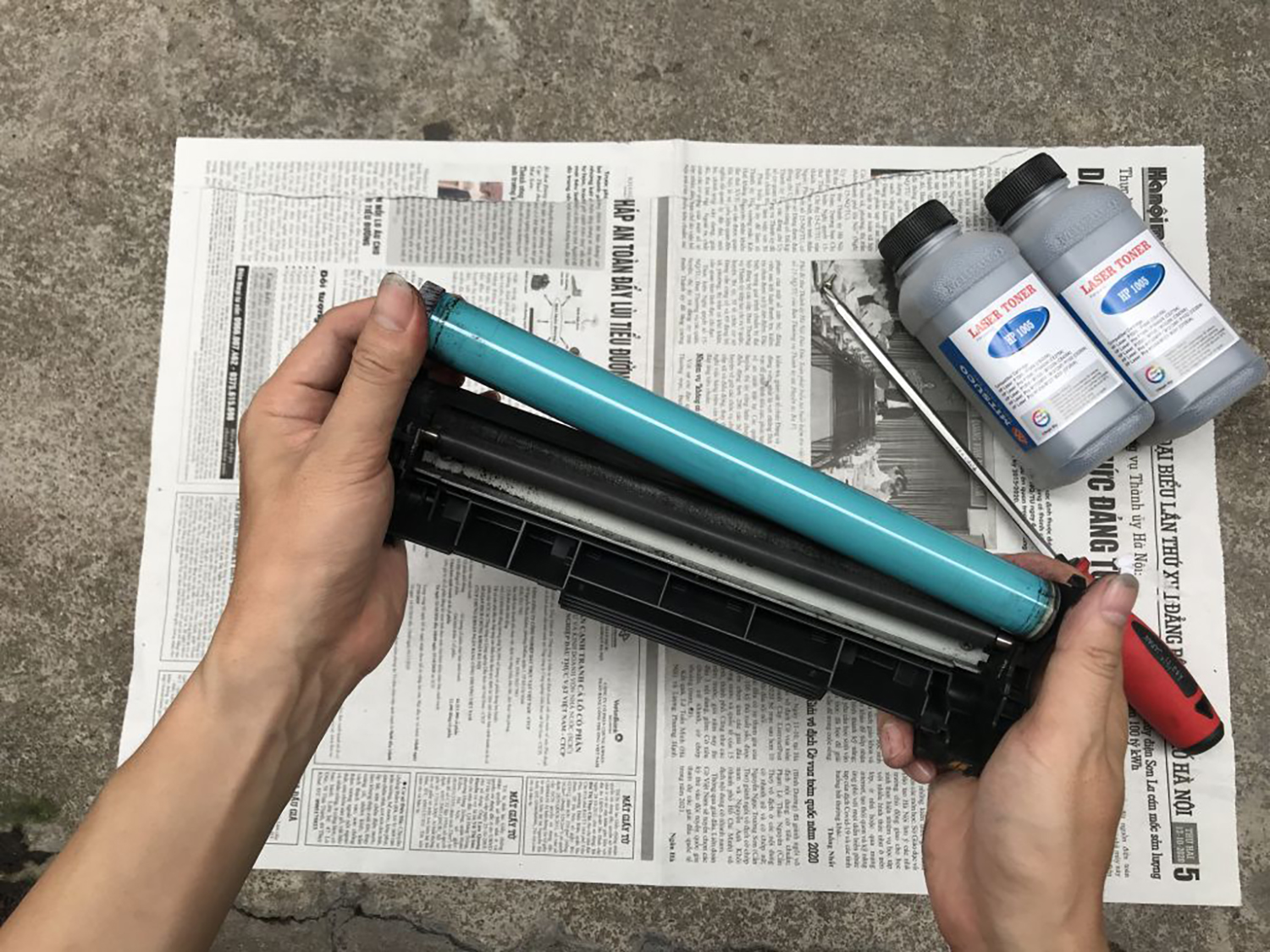 đổ mực tại tây hồ.jpg đổ mực tại tây hồ.jpg