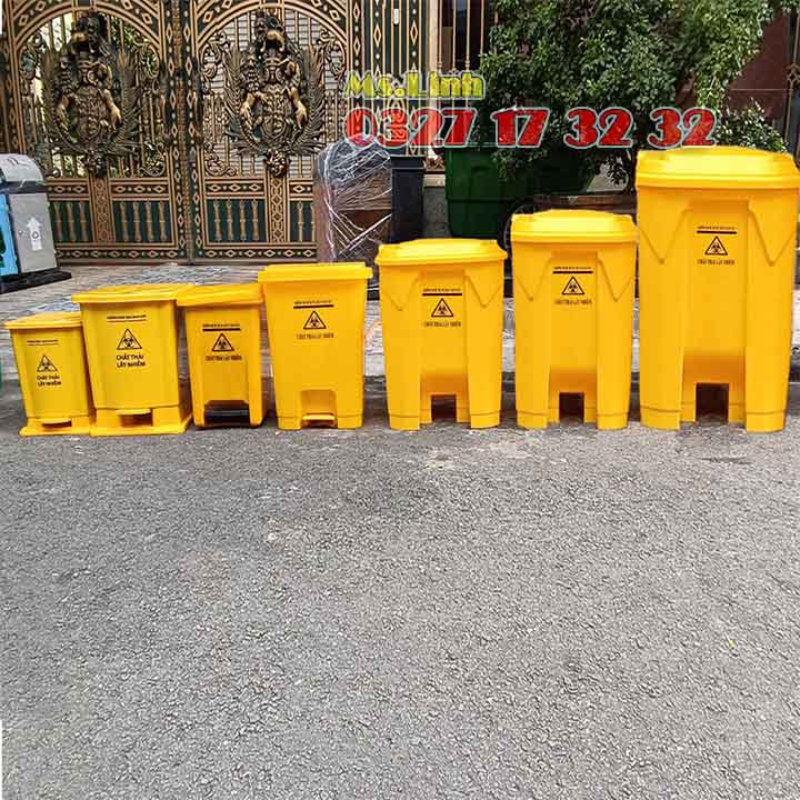 cac-loai-thung-rac-y-te-dap-chan-mau-vang.jpg cac-loai-thung-rac-y-te-dap-chan-mau-vang.jpg