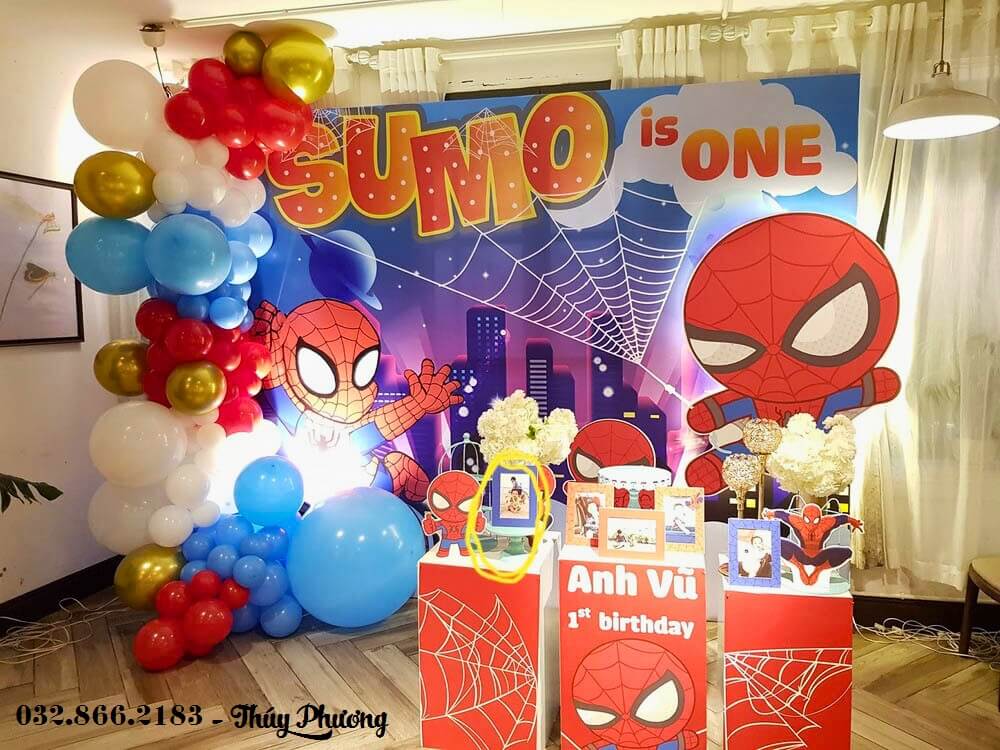 Mẫu trang trí sinh nhật chủ đề người nhện.jpg Mẫu trang trí sinh nhật chủ đề người nhện.jpg