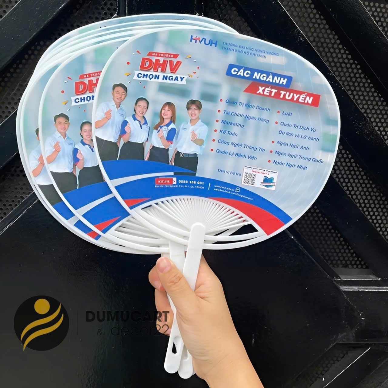 Quạt cầm tay Đà Nẵng cho các trường đại học.jpg