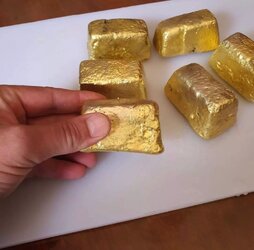gold barssss.jpg