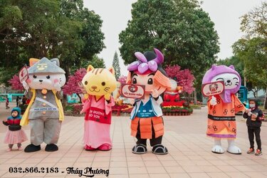 Mascot hoạt náo cực sung trong mọi sự kiện.jpg