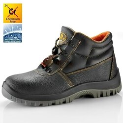 SafeToe M-8010.jpg