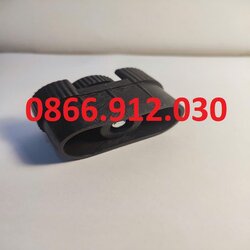 chan-tang-chinh-de-nhua-oval-30x70mm.jpg
