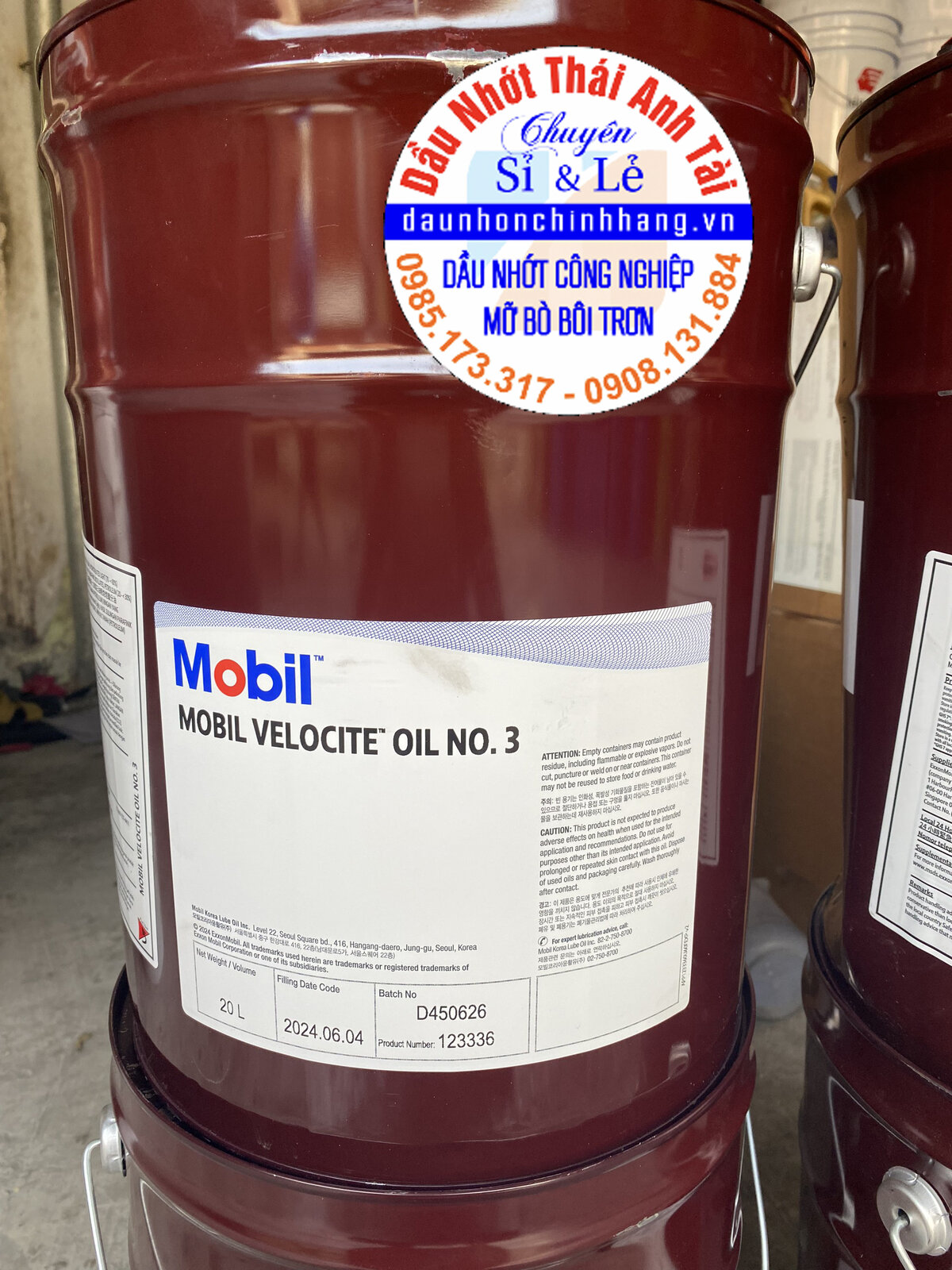 Dau Mobil Velocite No3.jpg