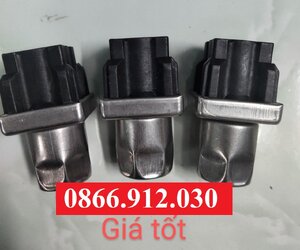 chan-tang-chinh-inox-boc-nhua-tron-D51.jpg