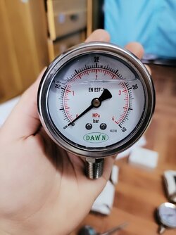 P254 63A 0-40bar có dầu.jpg