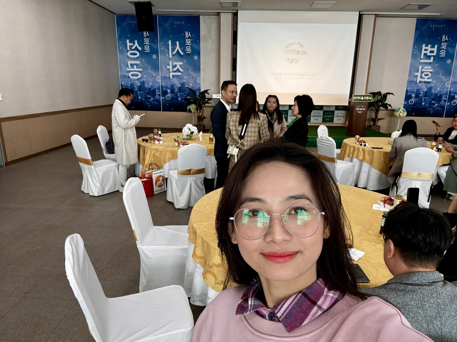 JDclinique tham quan Newland Hàn Quốc