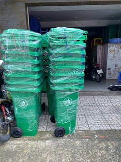 thung 120lit xanh.jpg