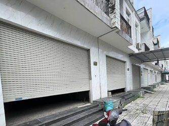 tho-sua-cua-cuon-gia-re-vuacuacuoncom-7 (1).jpg