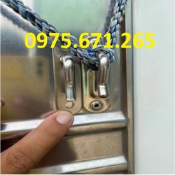 Móc bạt ô tô giá rẻ.JPG