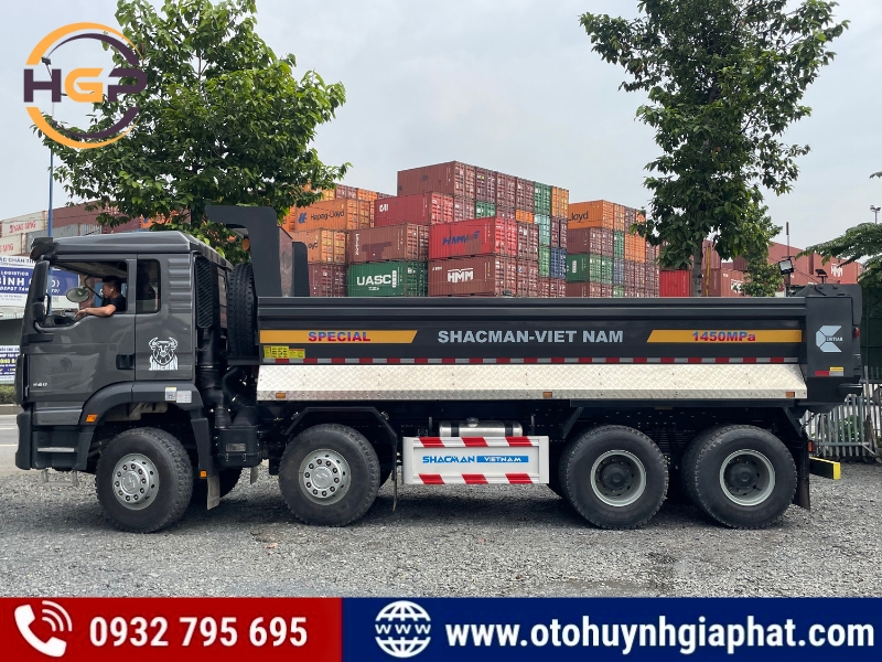 Xe tải ben 4 chân Shacman H3000S 340HP mới.jpg