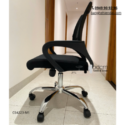 ce4223-m3-ghe-luoi-van-phong-chan-xoay-lung-trung-hcm-3.png
