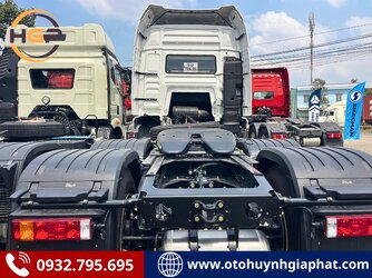 Mâm kéo của Xe đầu kéo Shacman Weichai H3000S 400HP mới.jpg