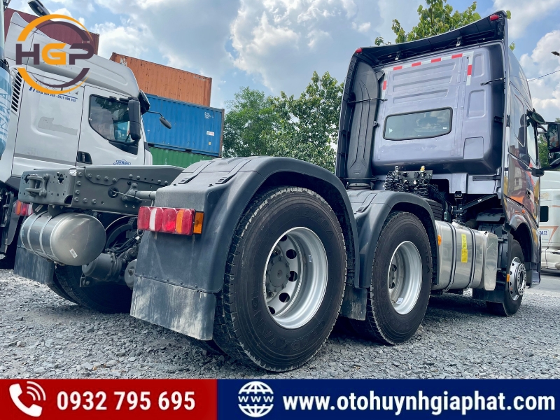 Xe đầu kéo Howo TH7-N Luxury 2025 mới - Hàng sẵn.jpg