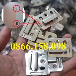 ke-inox-op-tran-nhua-pvc-nano-tam-lam-song-gia-re.jpg