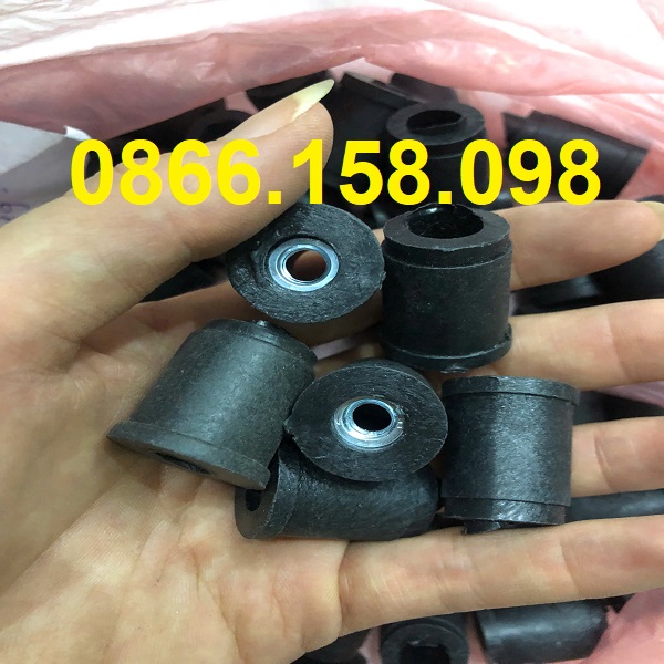 nut-nhua-bit-ong-thep-phi-19mm.jpg