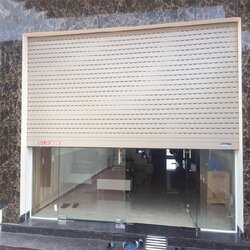 cua-cuon-austdoor-khe-thoang-28.jpg