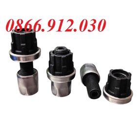 chan-tang-chinh-cho-ke-inox.jpg