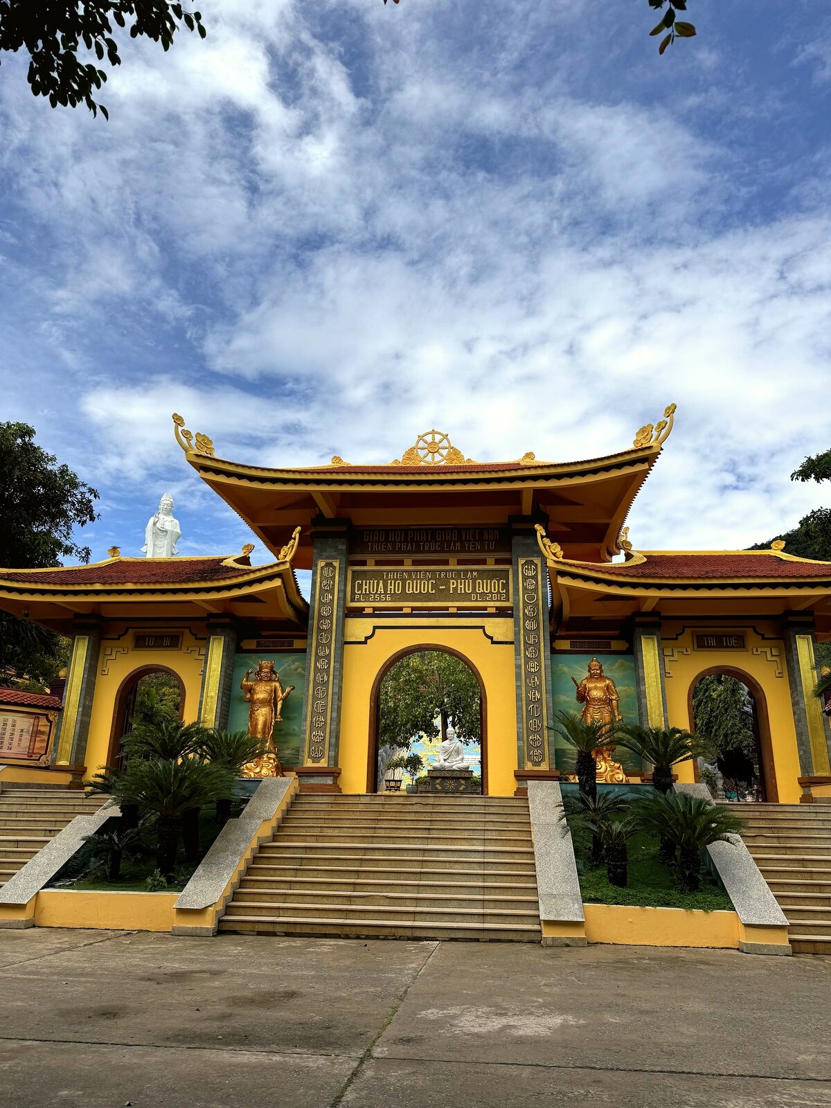 thien-vien-truc-lam-phu-quoc.jpg