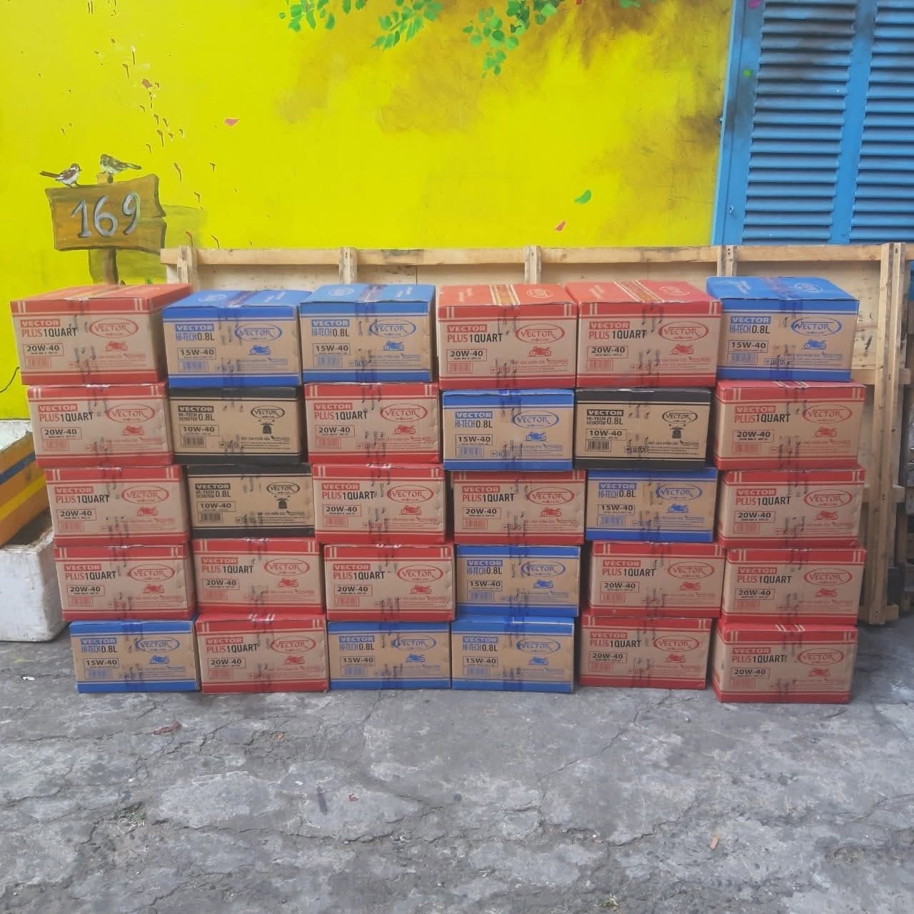 nhớt xe máy.jpg