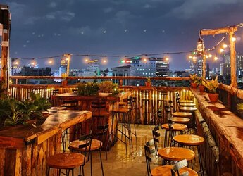 Rooftop Cafe.jpg