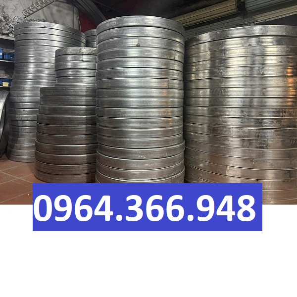 vong-tron-sat-trang-tri.jpg