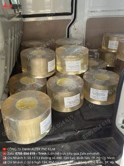 giao hàng rèm nhựa-compressed.jpg